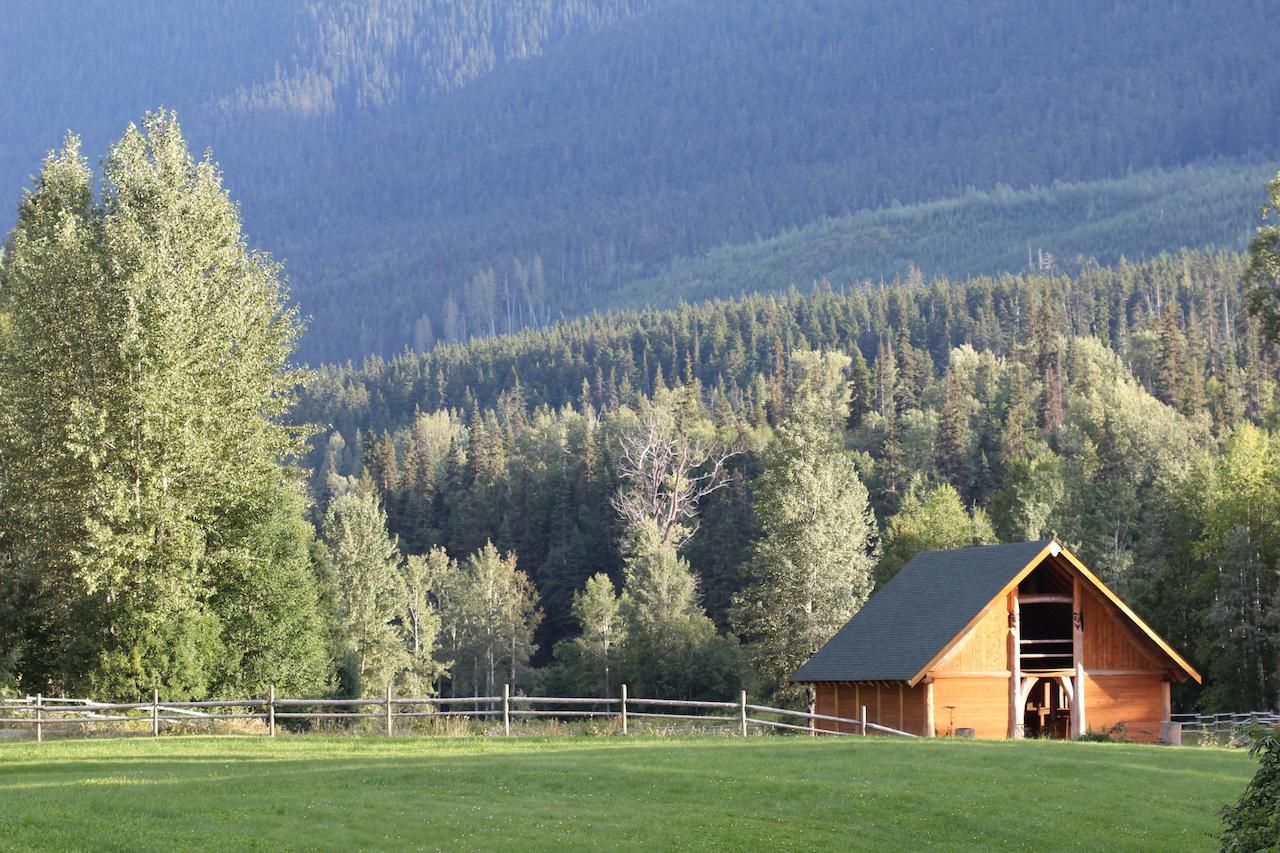 Bear Claw Lodge Kispiox Buitenkant foto