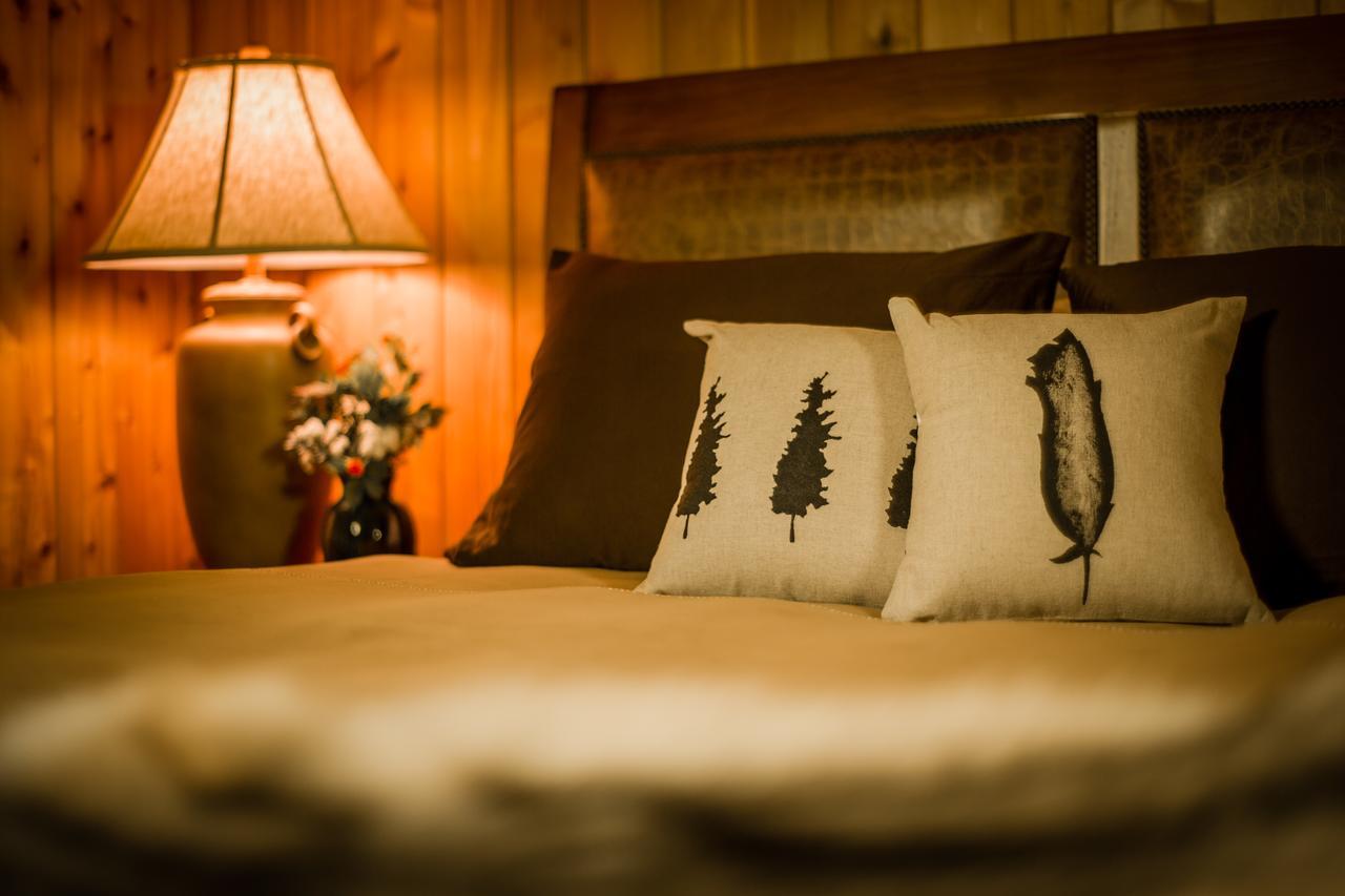 Bear Claw Lodge Kispiox Kamer foto
