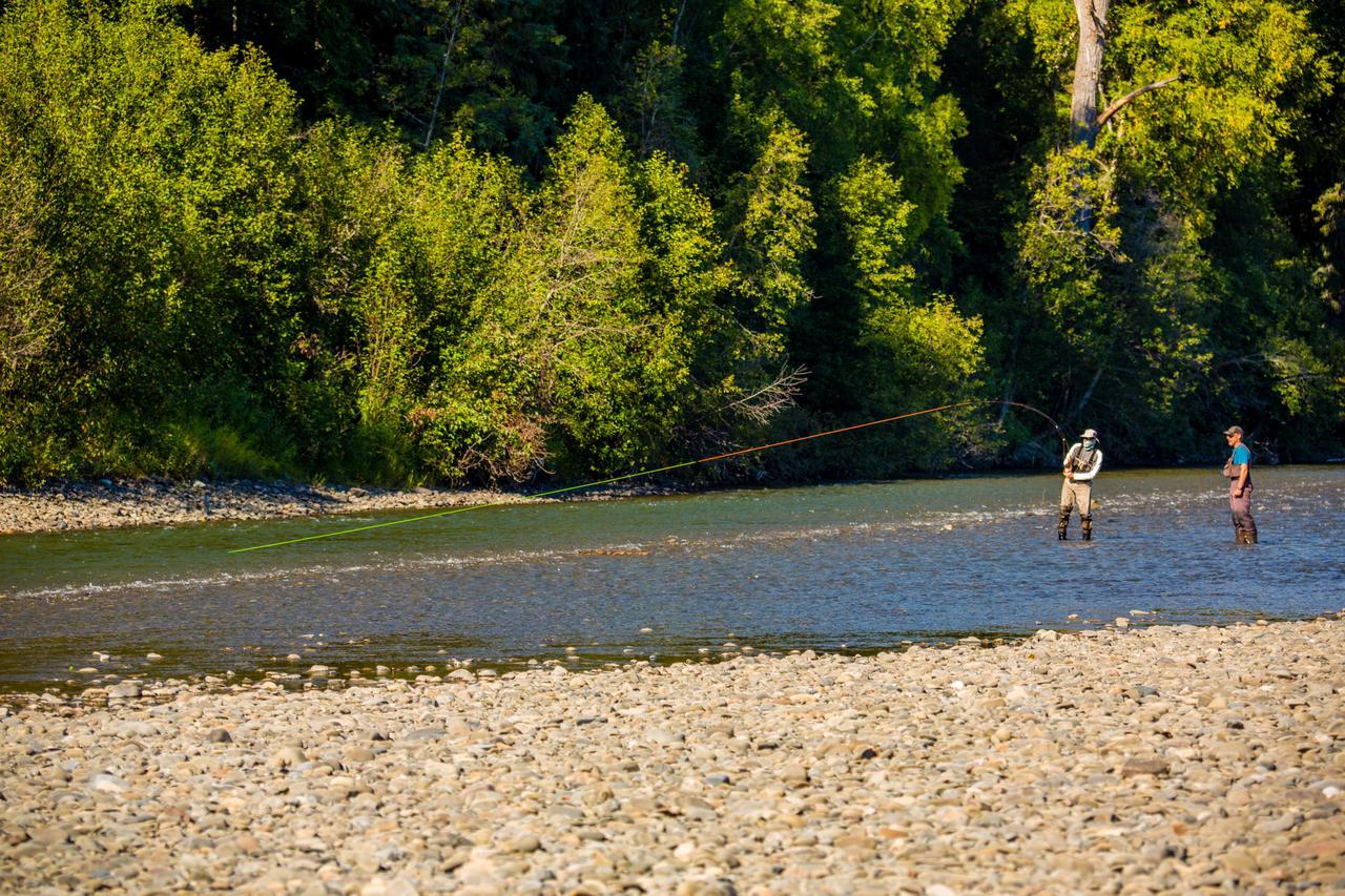 Bear Claw Lodge Kispiox Buitenkant foto