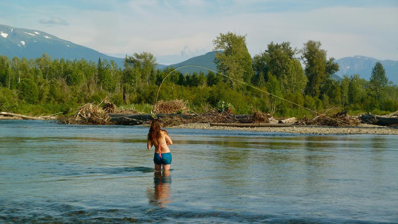 Bear Claw Lodge Kispiox Buitenkant foto
