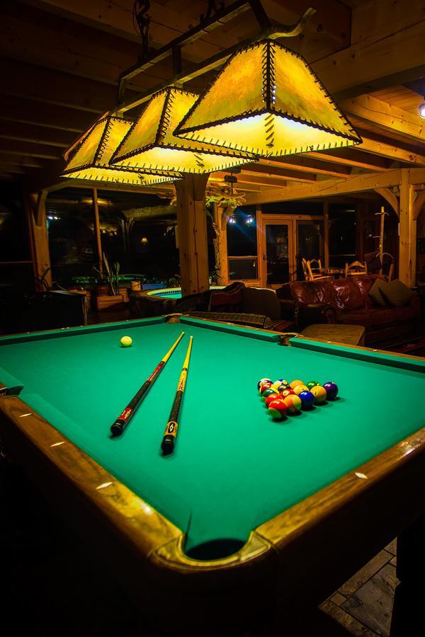 Bear Claw Lodge Kispiox Buitenkant foto