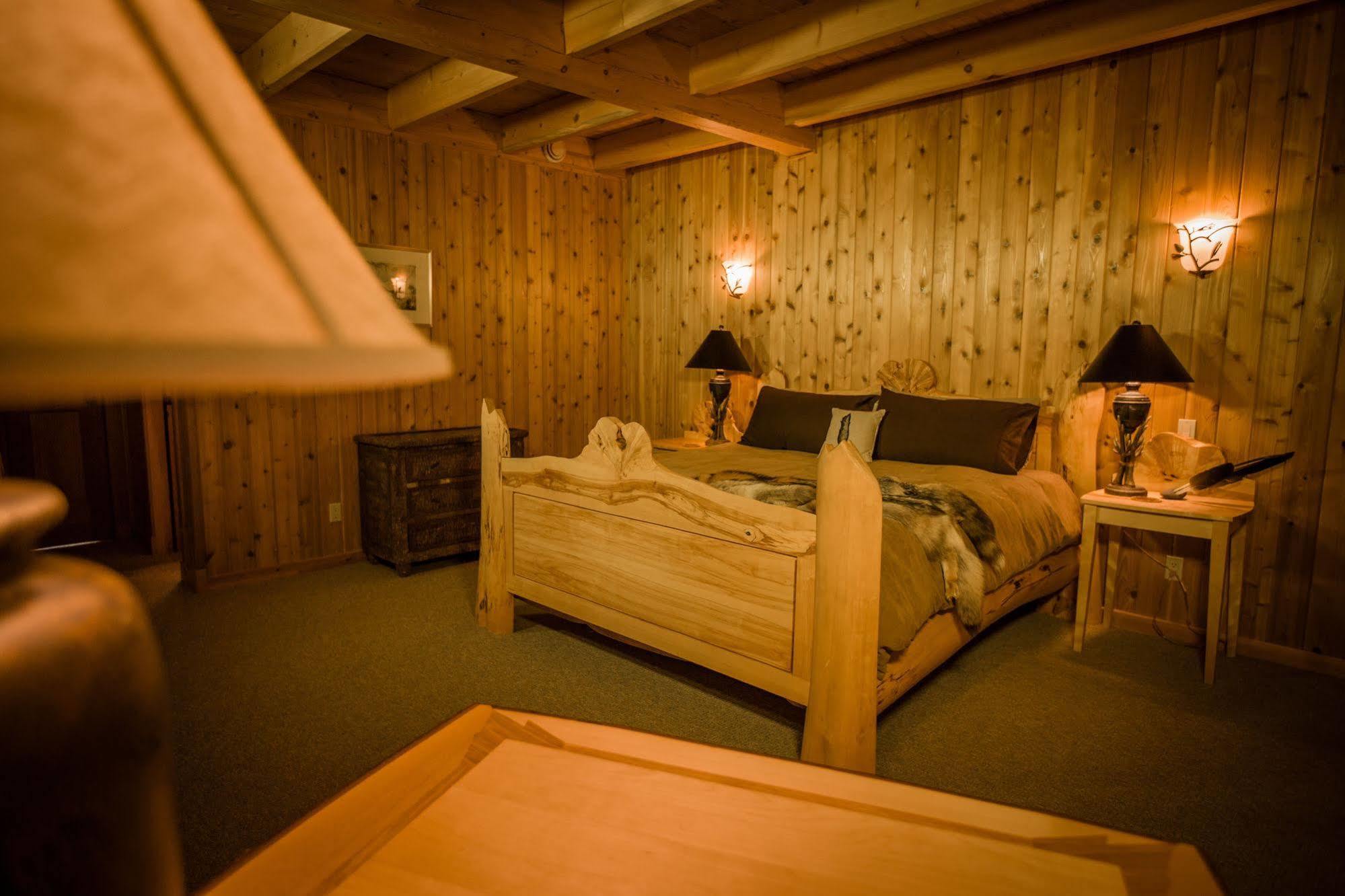Bear Claw Lodge Kispiox Buitenkant foto