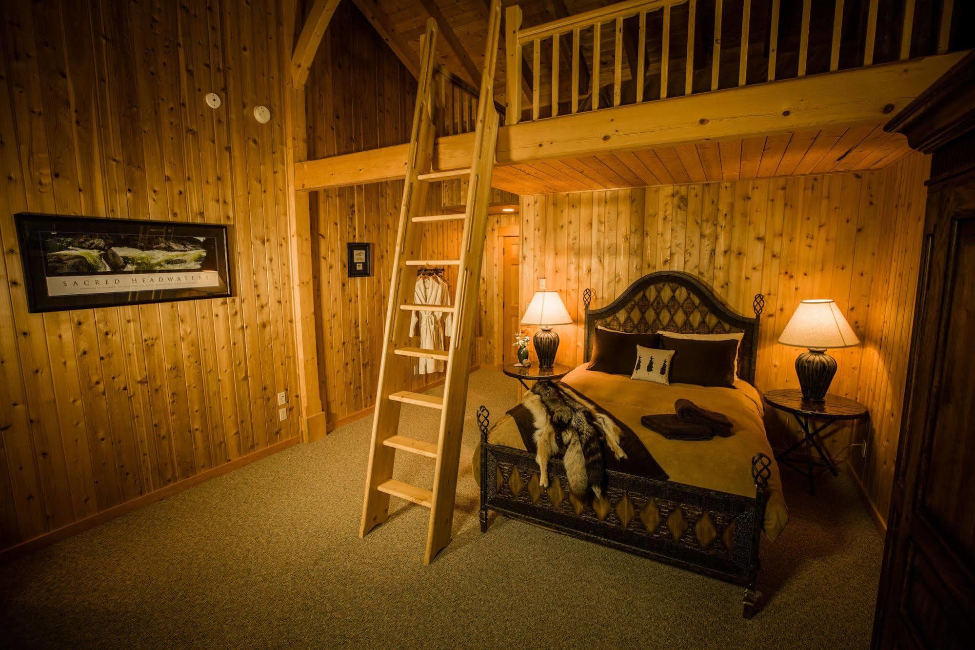 Bear Claw Lodge Kispiox Buitenkant foto